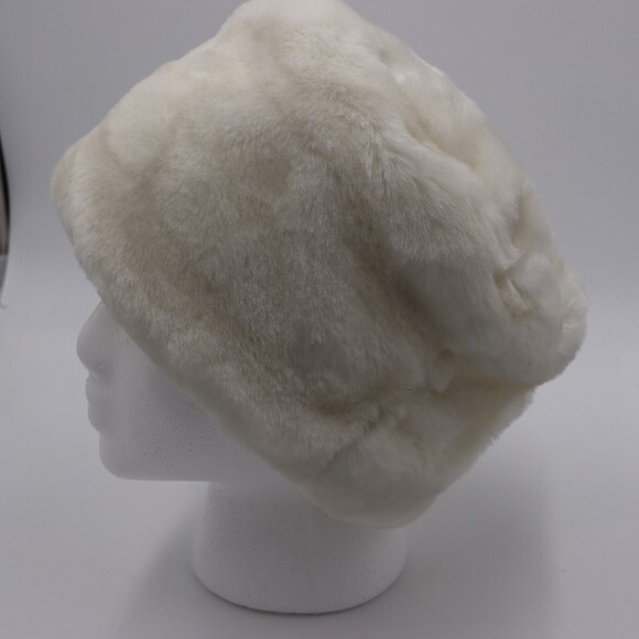 Vintage Portolano White Rabbit & Angora Cossack Hat with Cat Pin 21″ Circumferen - Picture 5 of 9